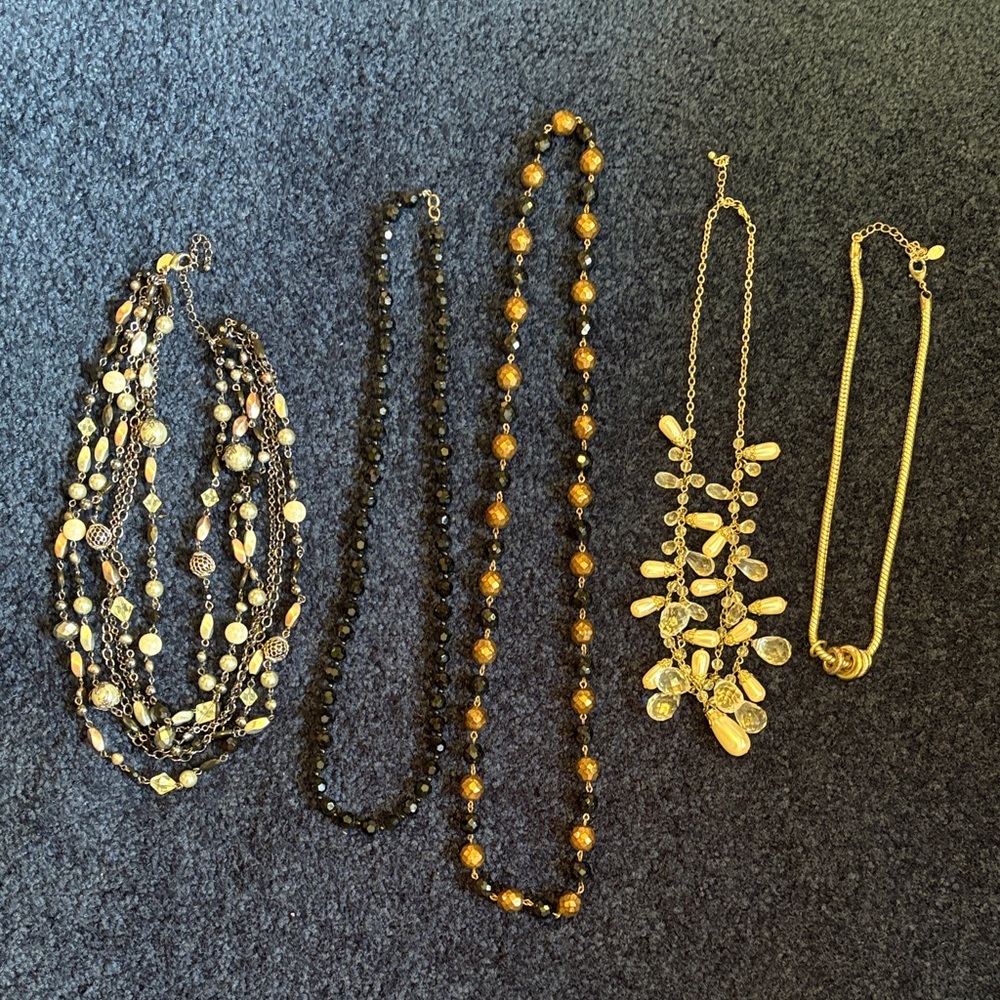 Elegant Gold and Black Jewelry Set